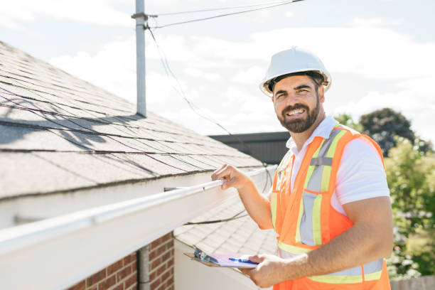 Roof Gutter Cleaning in Reedley, CA